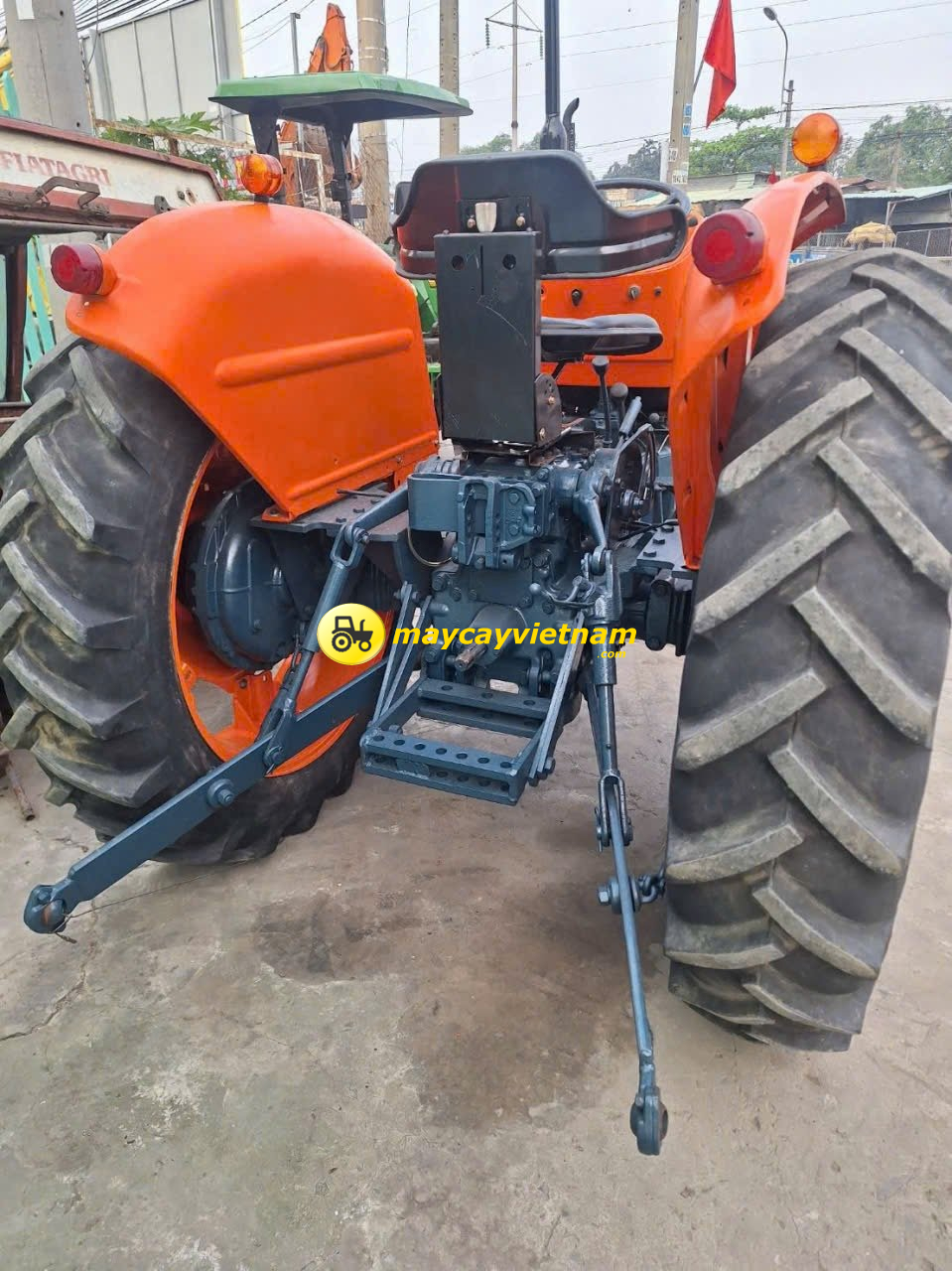 Máy cày Kubota Fiat 640 2 cầu - Hình ảnh 3