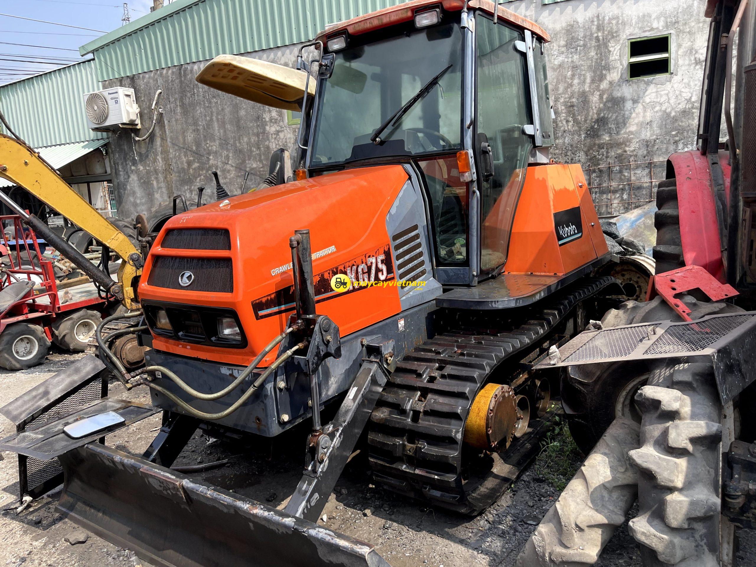 Máy cày Bánh Xích địa hình Kubota KG75 Cabin Lạnh - Hình ảnh 2