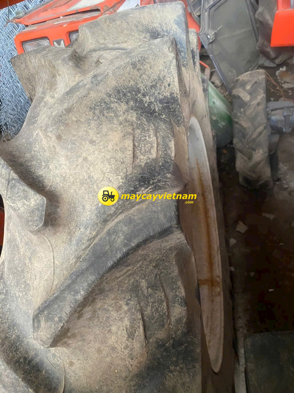 Máy cày KUBOTA L2602 - Hình ảnh 2