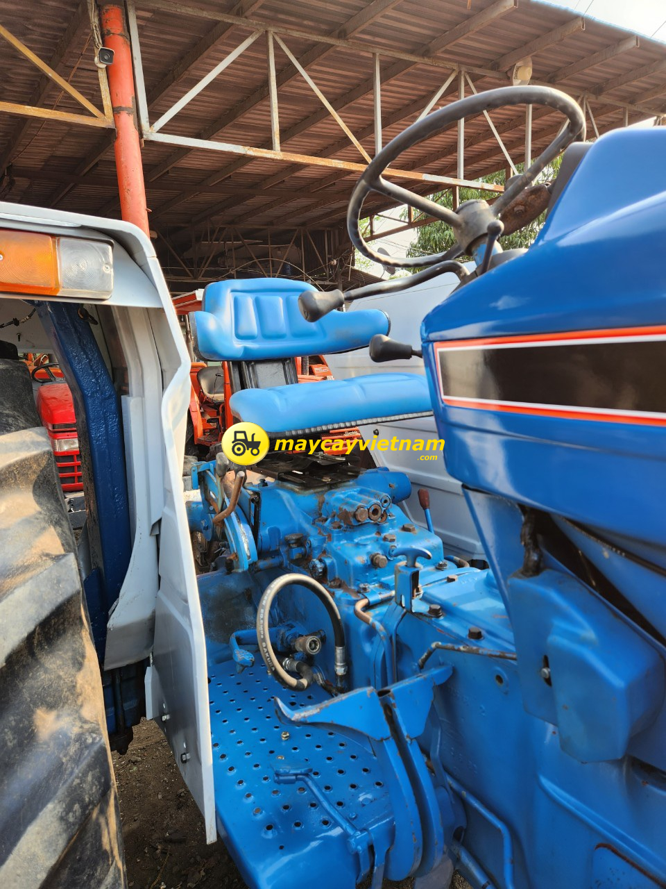 Máy cày Ford 6610 2 cầu - Hình ảnh 4