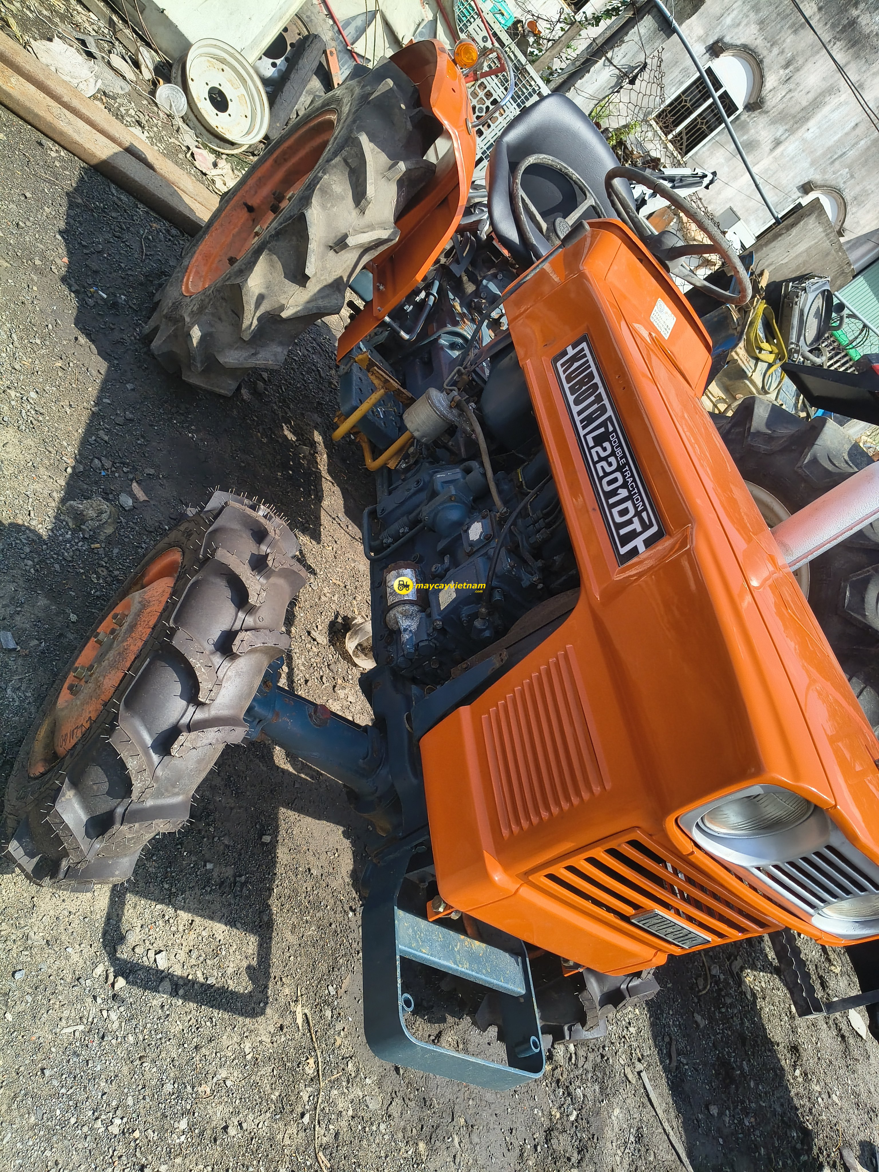 Máy cày KUBOTA L2201DT - Ảnh 5