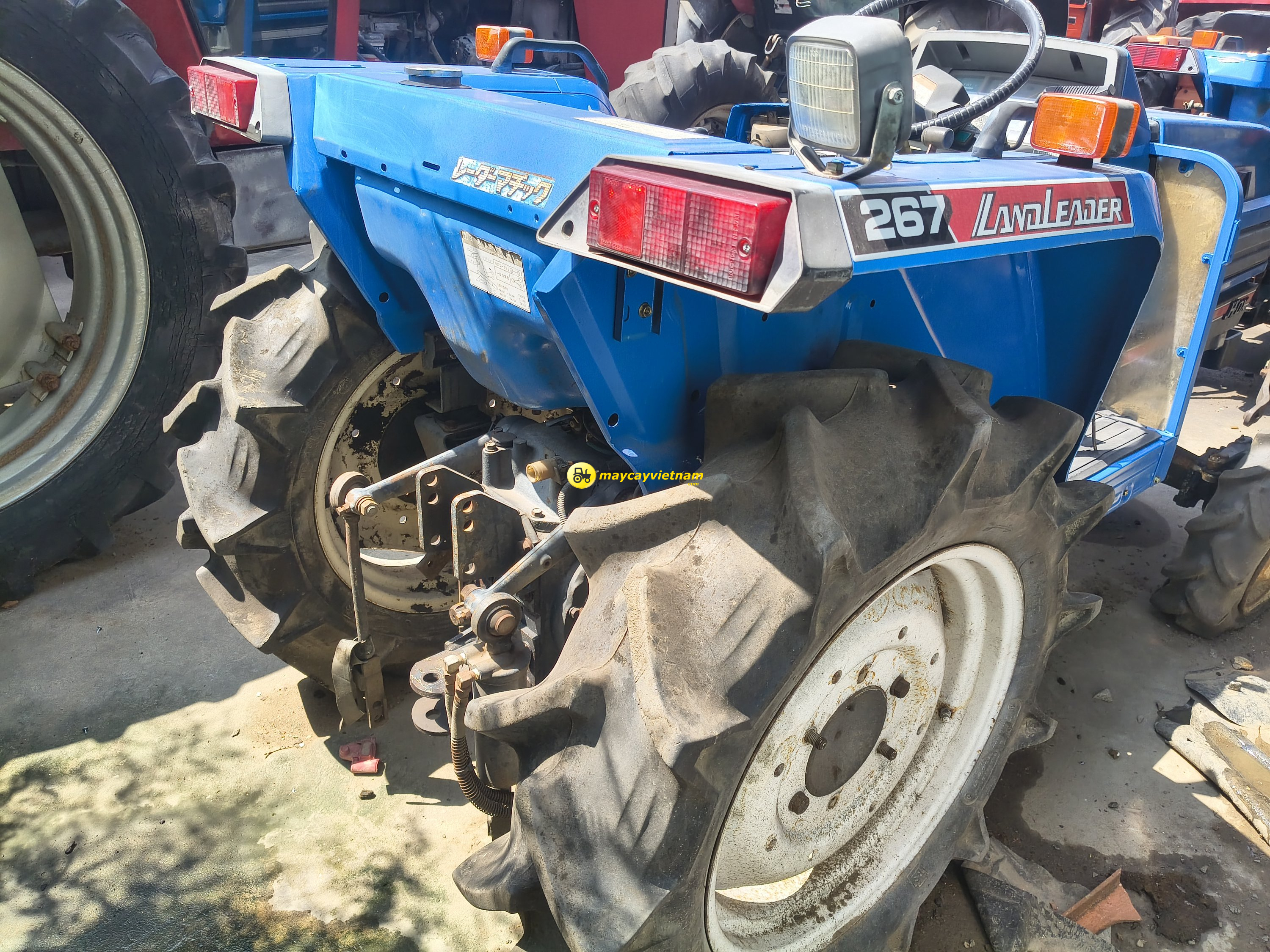 Máy cày Iseki TA 267F - Ảnh 3