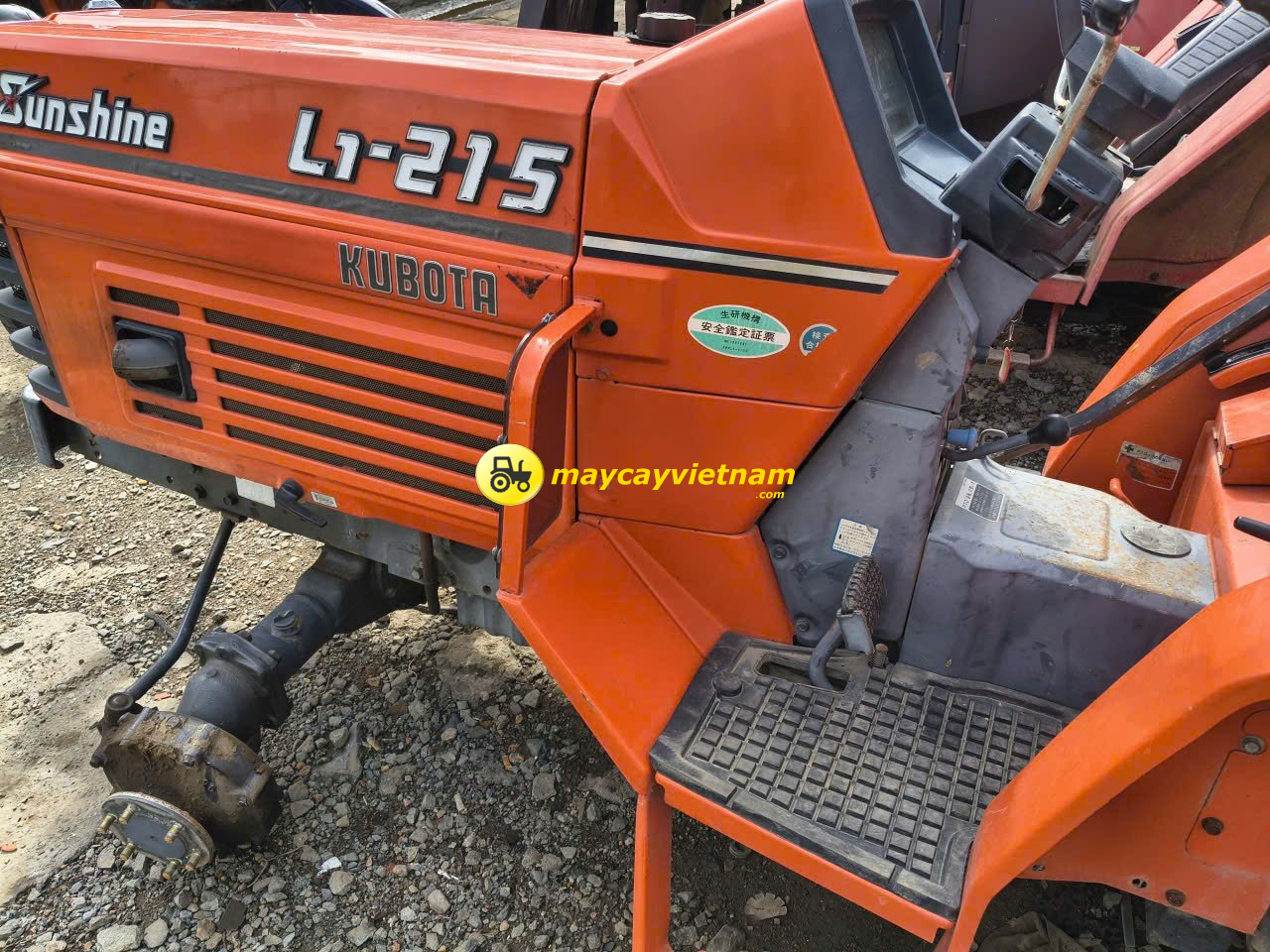 Máy cày KUBOTA L1-215 trợ lực