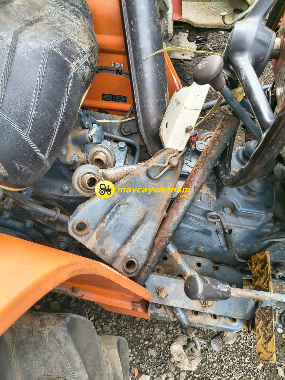 Máy cày KUBOTA L1801DT - Ảnh 5