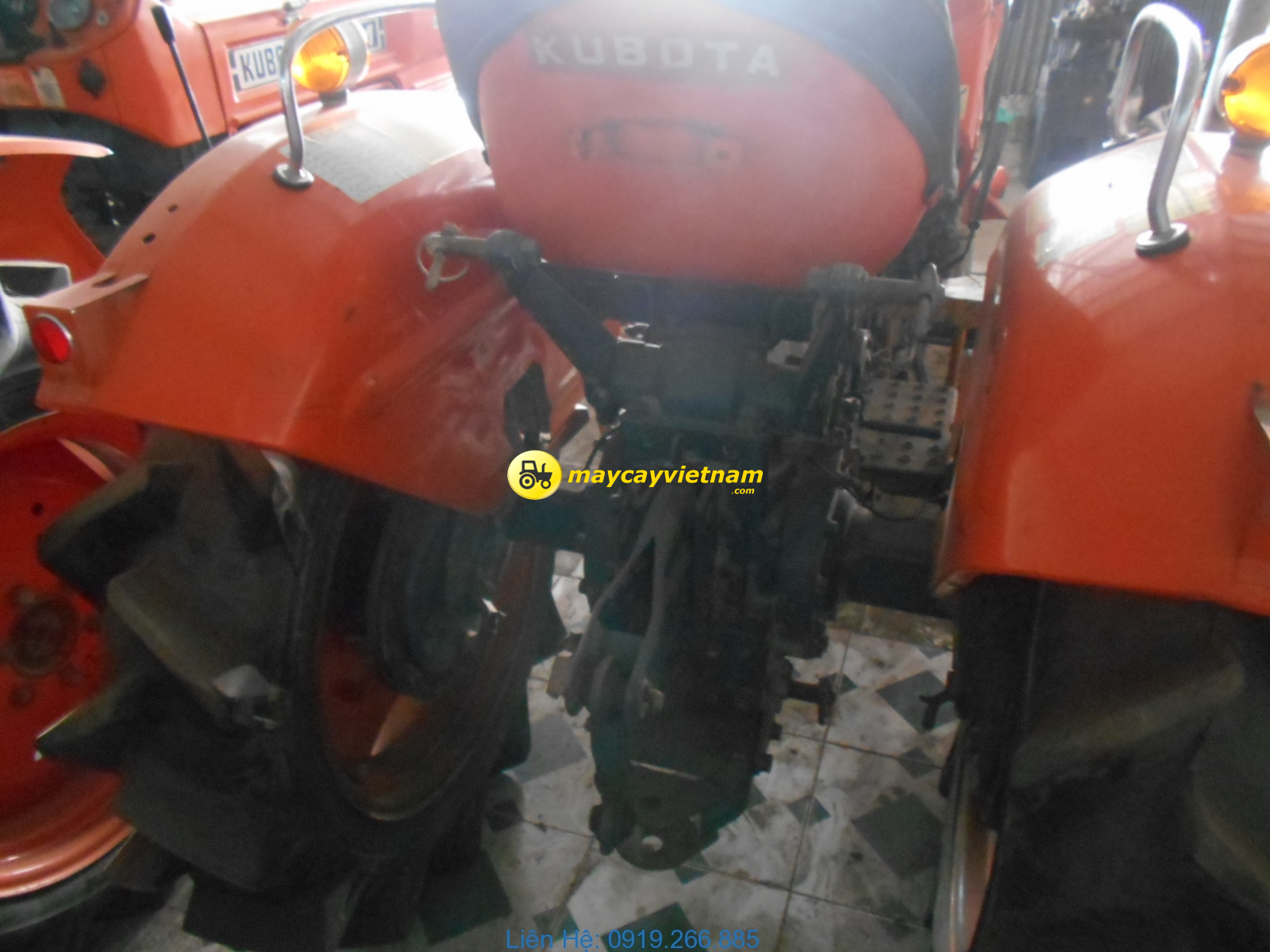 Máy cày KUBOTA ZL1801 - Hình ảnh 3