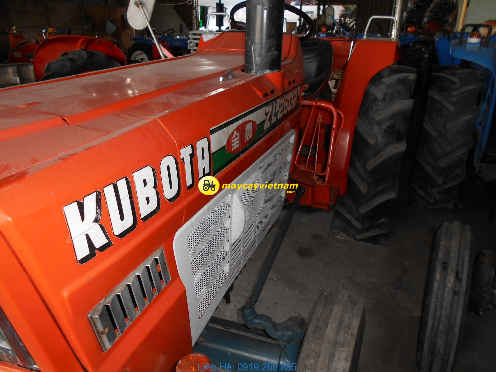 Máy cày KUBOTA L2602 - Hình ảnh 2