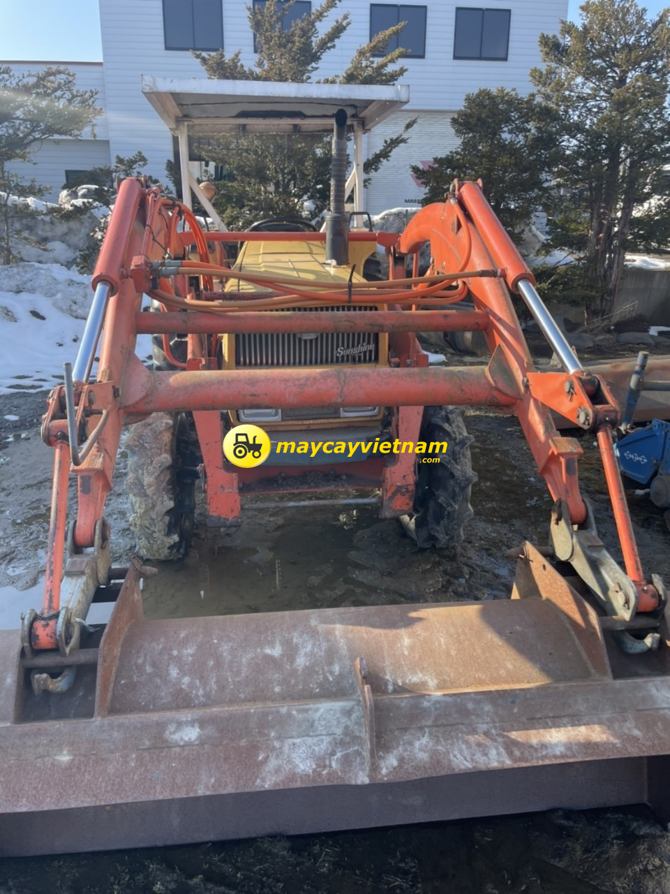 Máy cày KUBOTA L3202DT - Có Xúc Lật