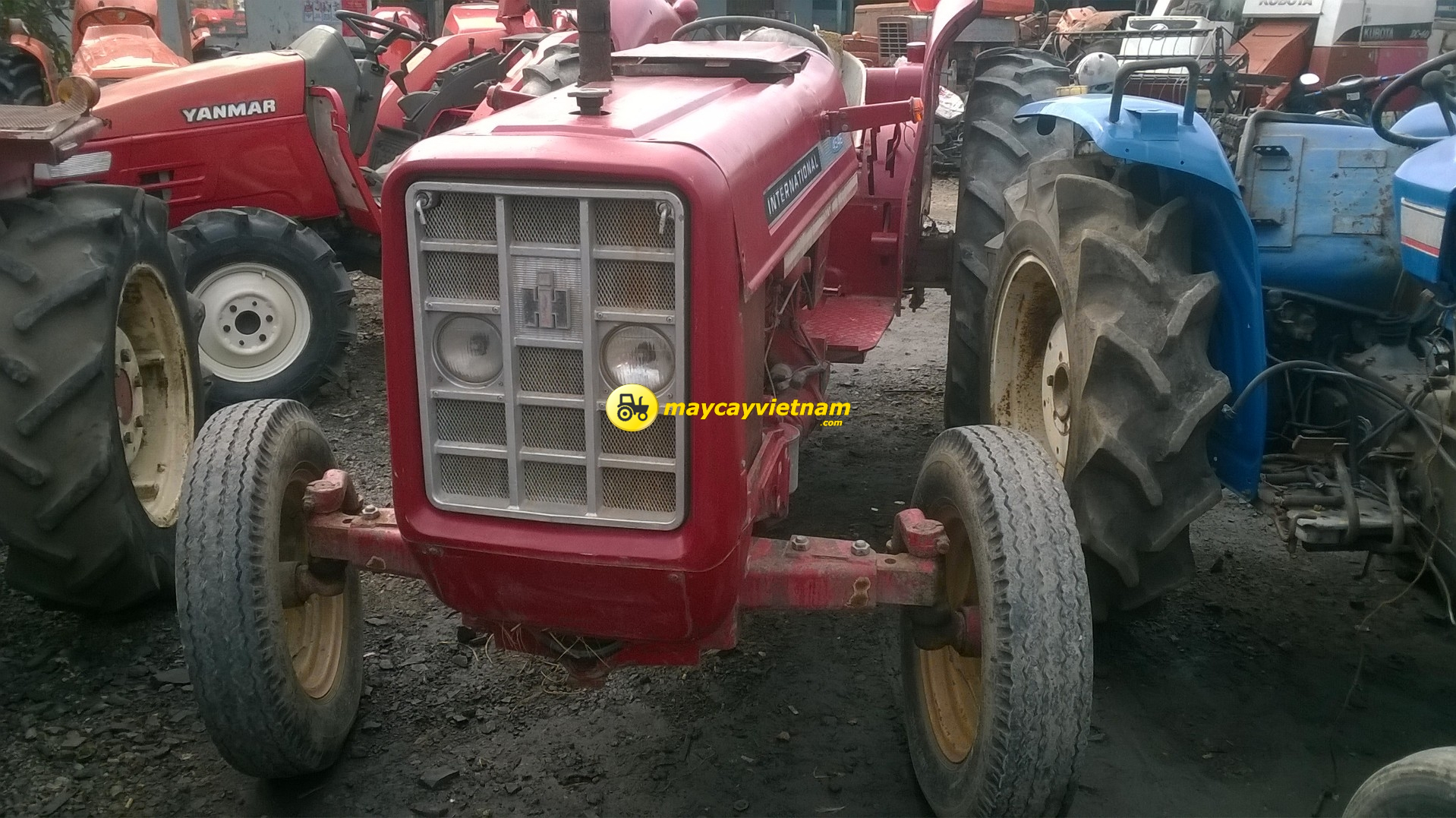 Máy cày INTERNATIONAL 454