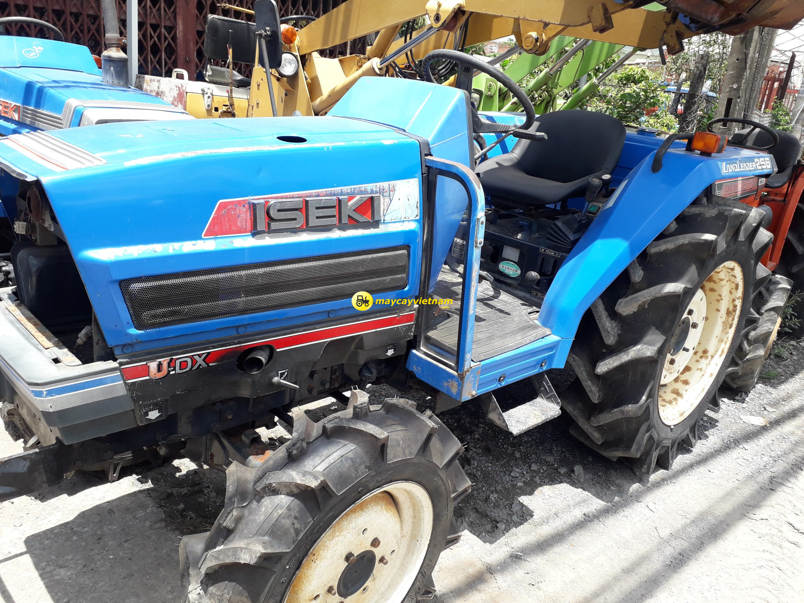 Máy cày ISEKI TA 255 (2 cầu)