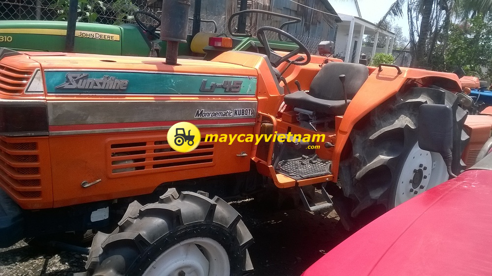 Máy cày KUBOTA L1-45