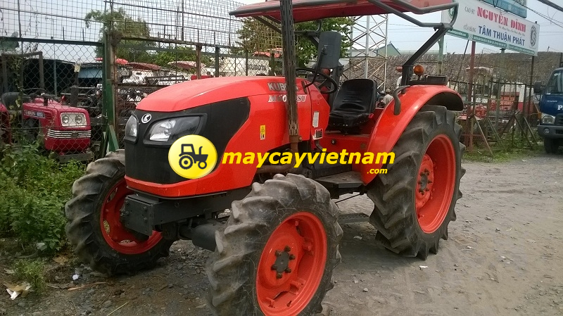 Máy cày Kubota M6040SU