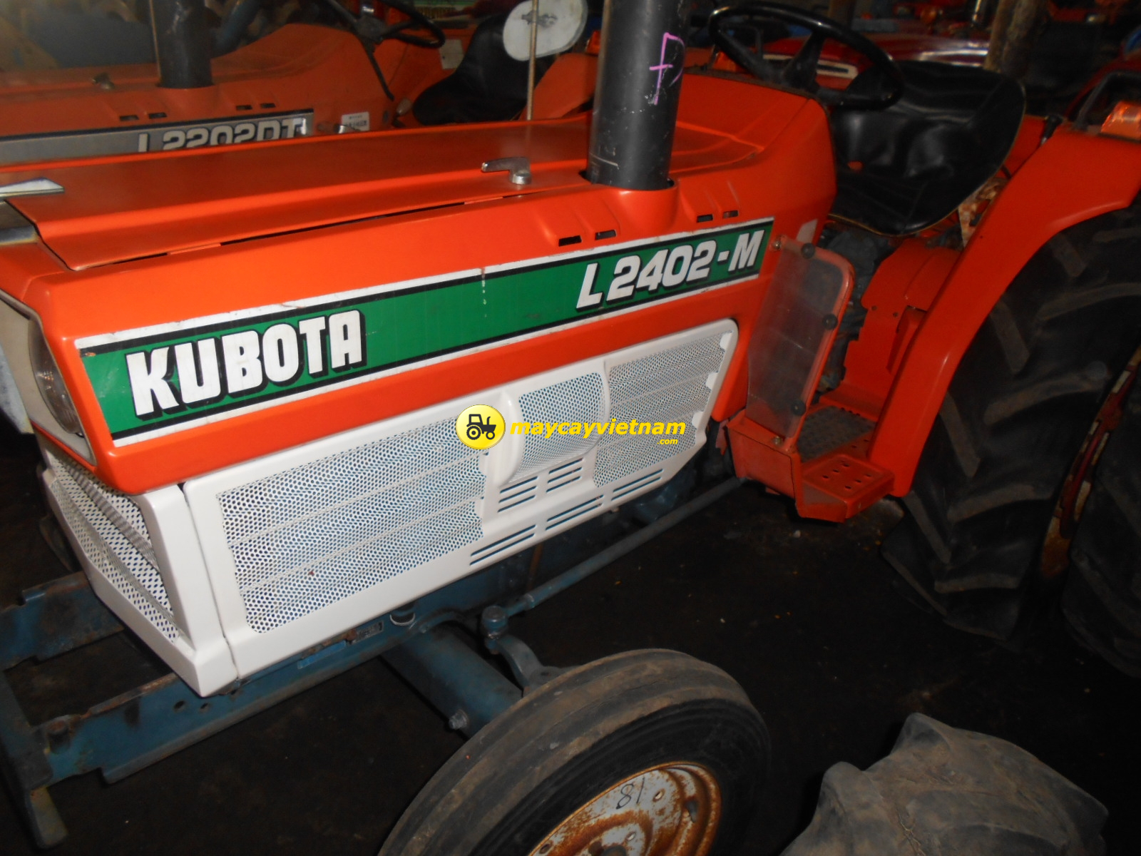 Máy cày KUBOTA L2402-M
