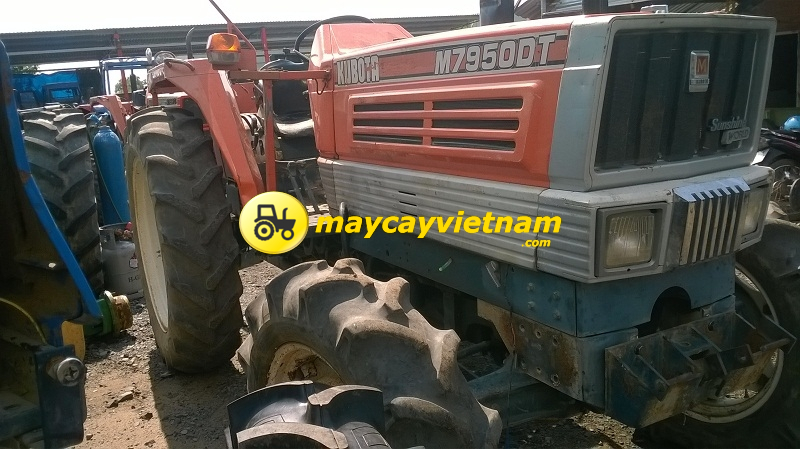 Máy cày Kubota M7950DT