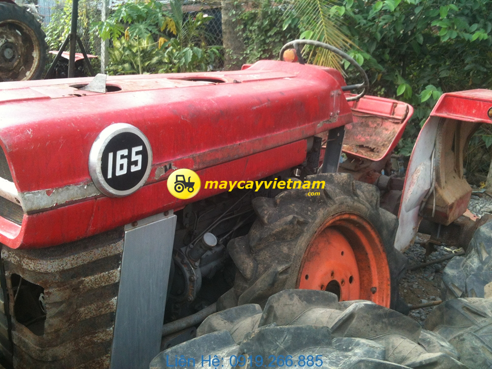 Máy cày Massey Ferguson 165