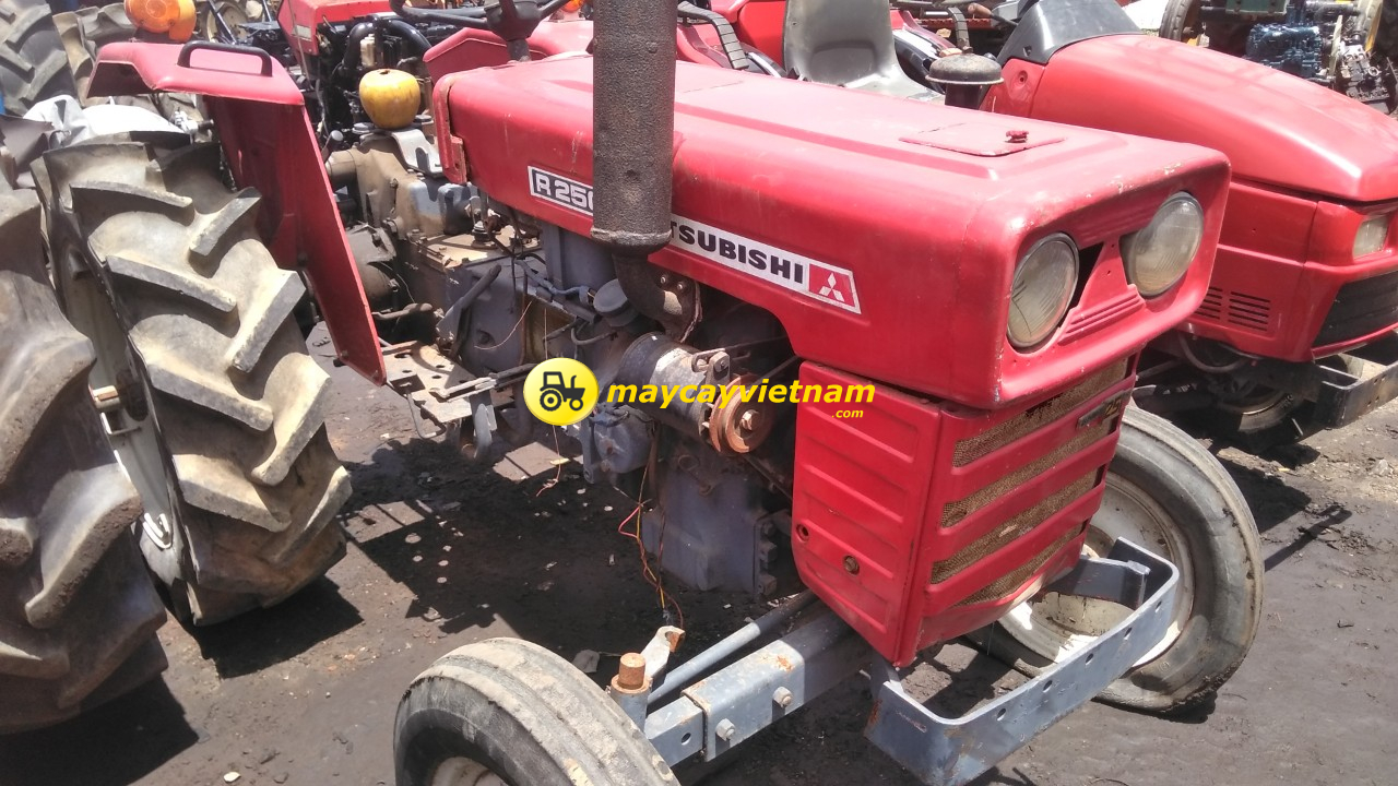 Máy cày Mitsubishi R2500