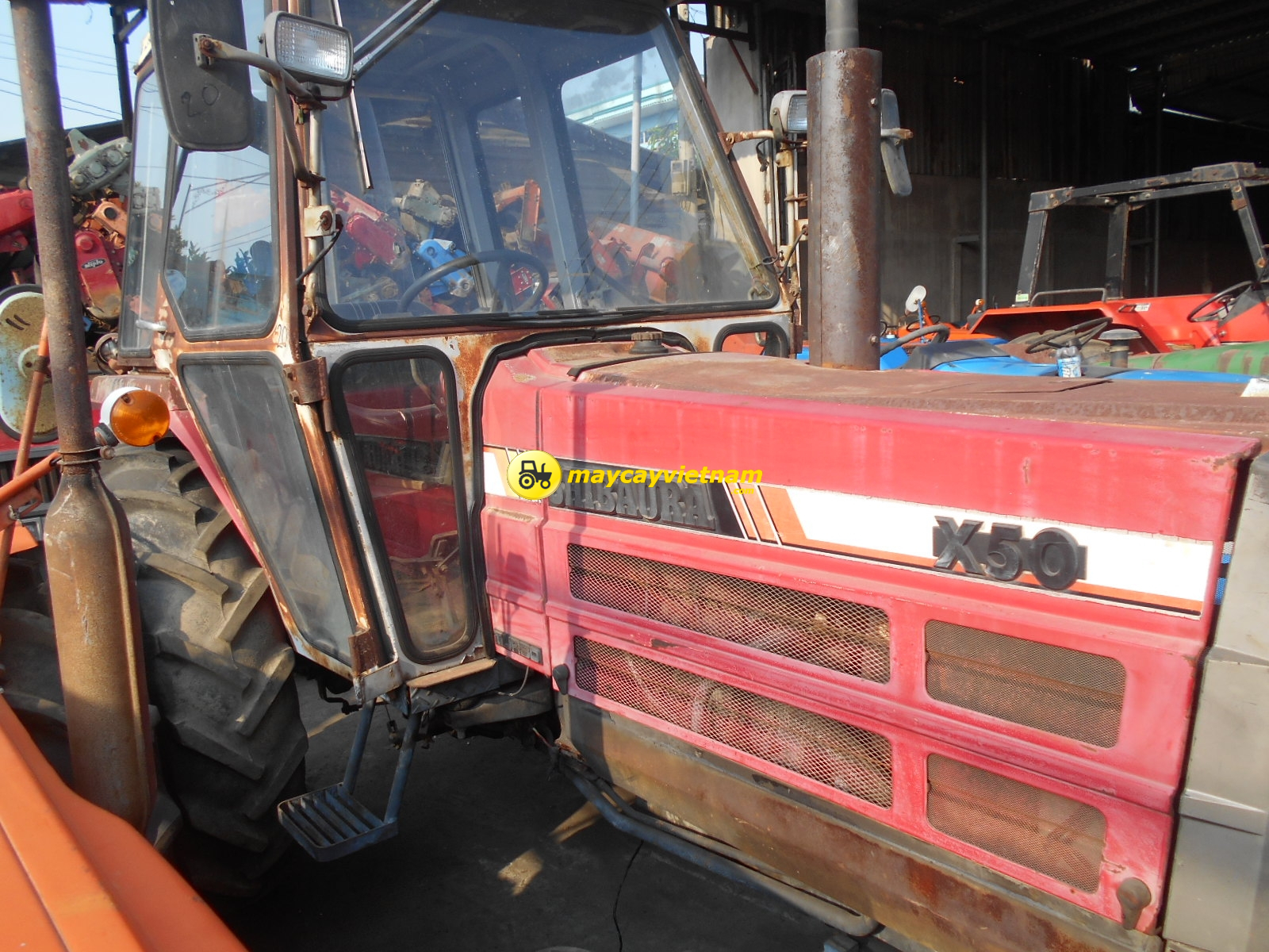 Máy cày SHIBAURA X50F Cabin