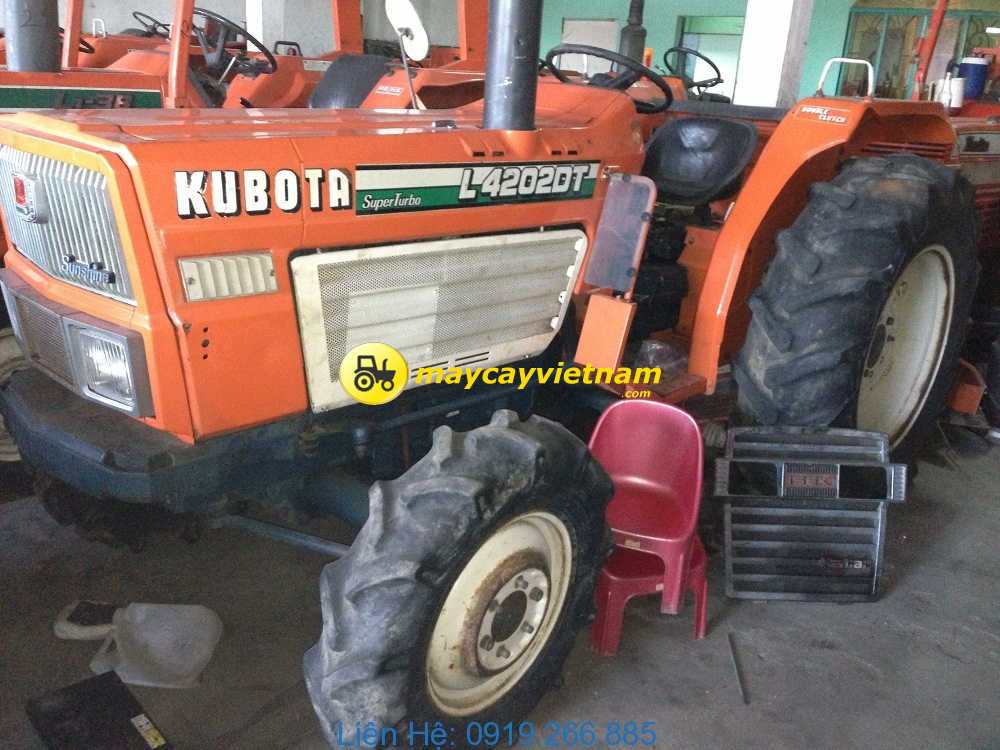 Máy cày KUBOTA L4202DT - Hình ảnh 2