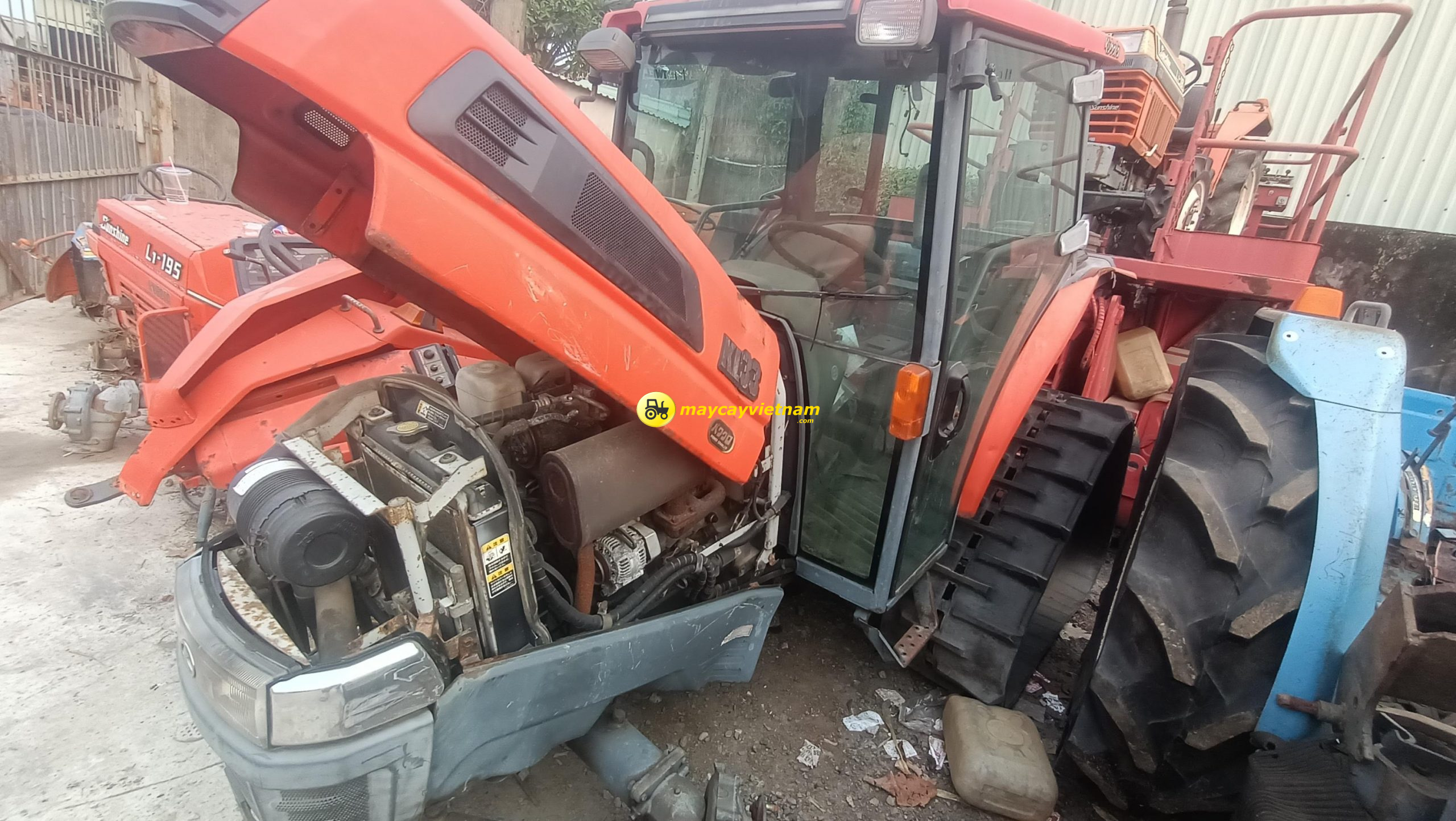 Máy cày KUBOTA KL33 - Bánh xích