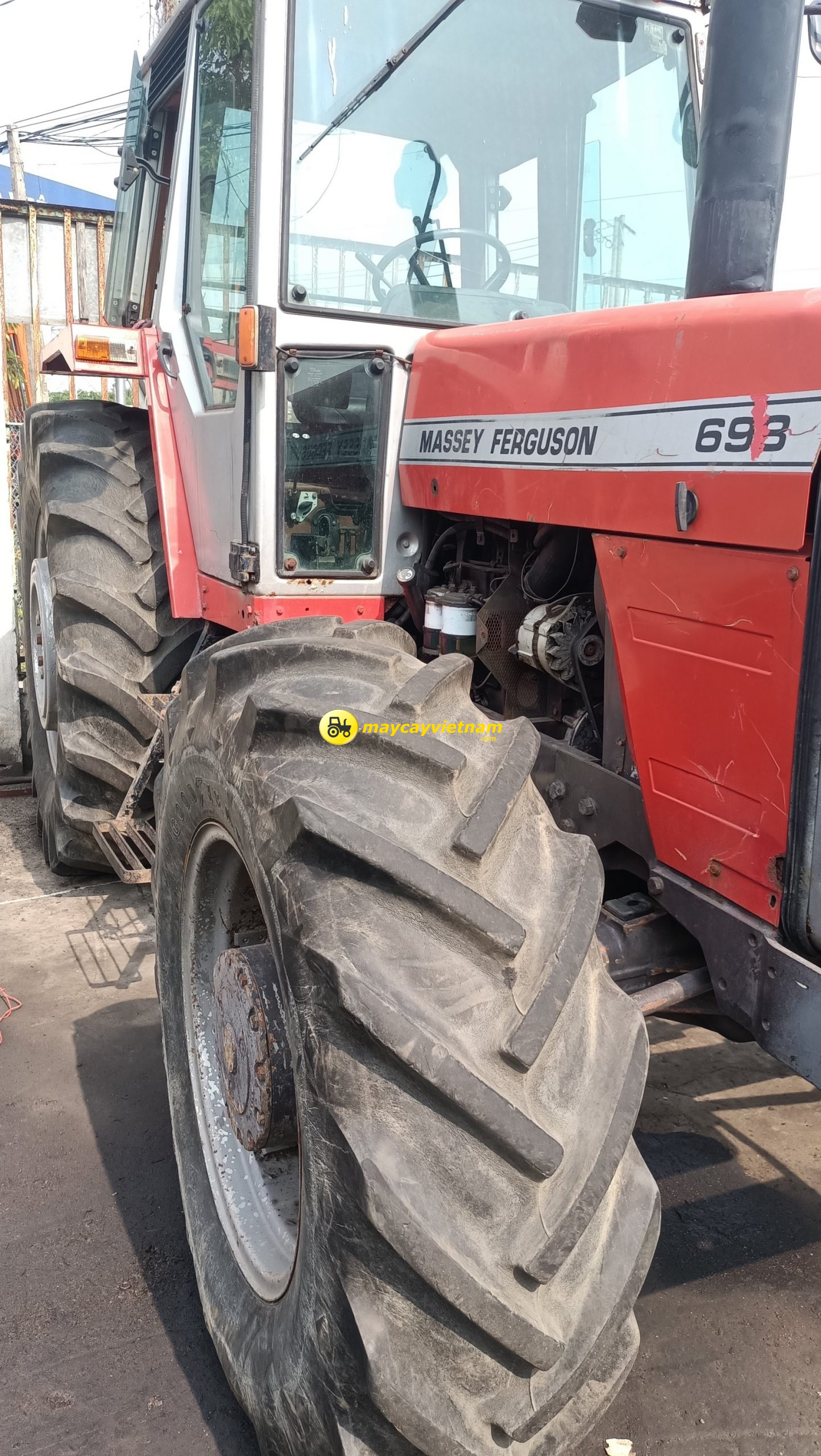 Massey Ferguson 698 - Hình ảnh 3