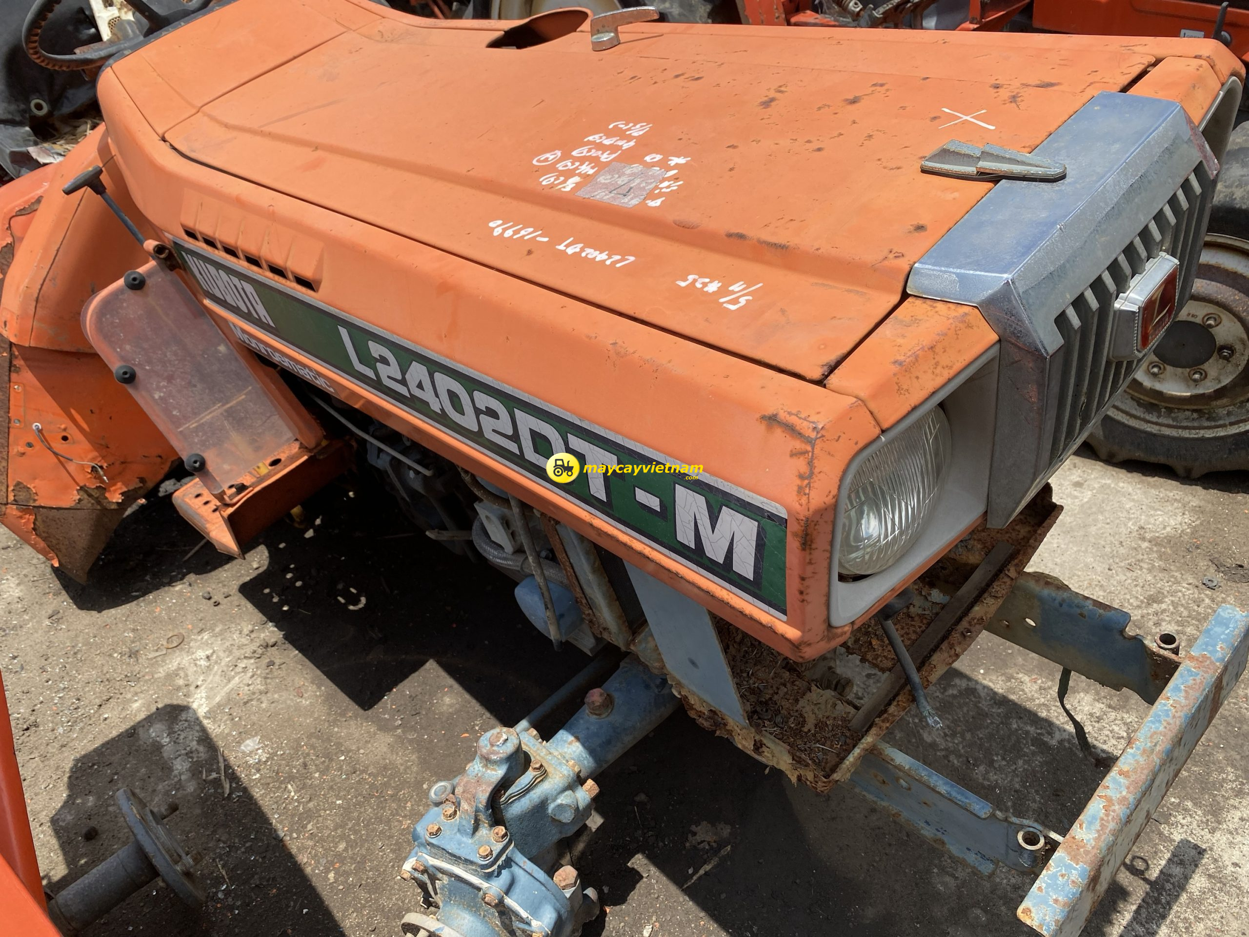 Máy cày KUBOTA L2402DT