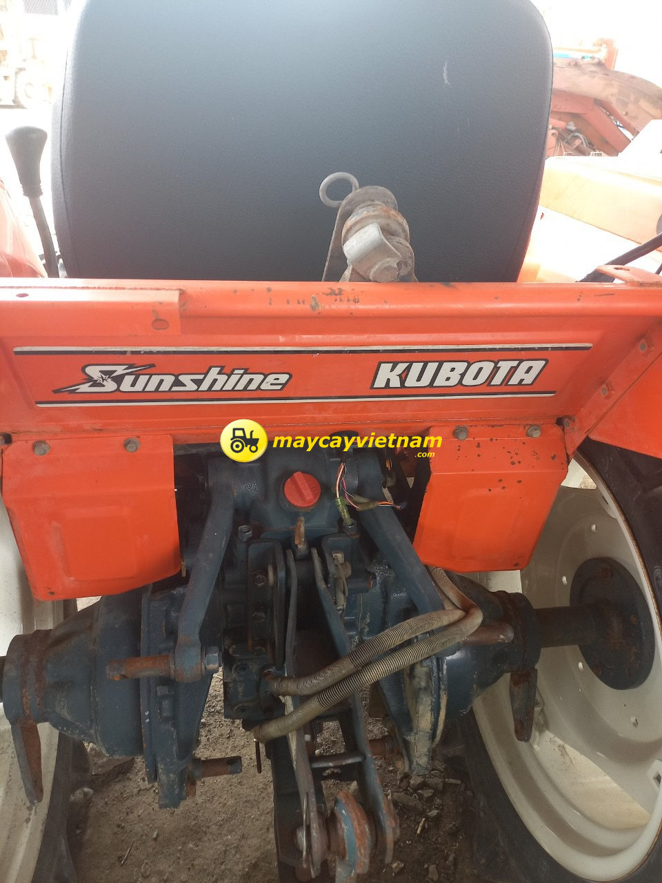 Máy cày Kubota L1-245 - Hình ảnh 4