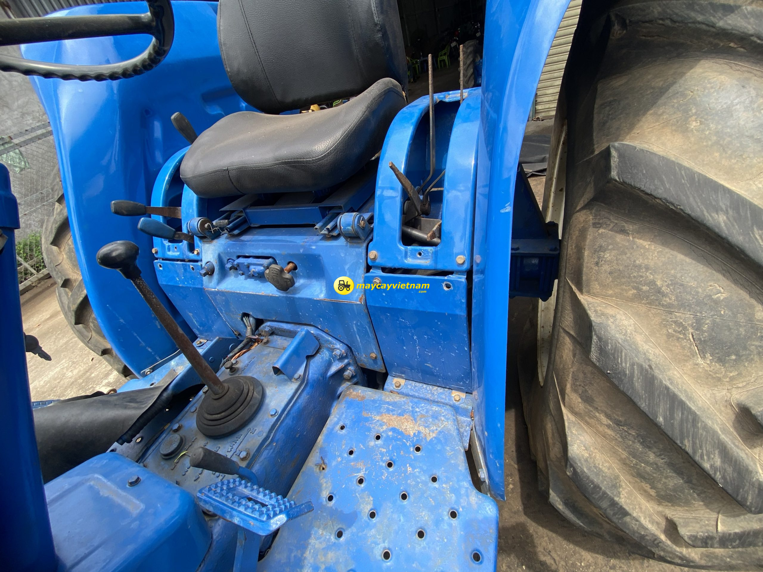 Máy cày ISEKI T6500 2 cầu - Hình ảnh 3