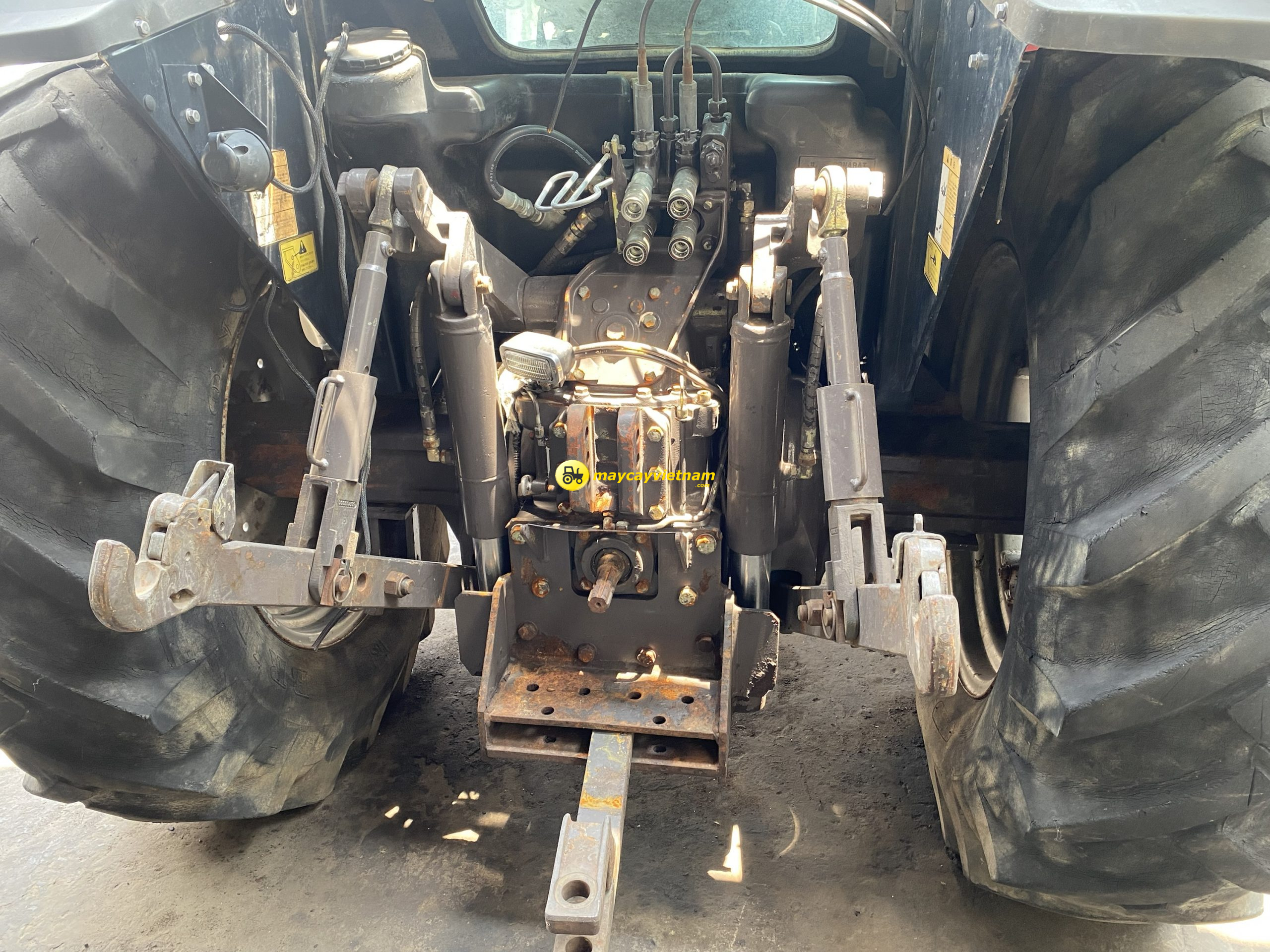 Máy cày Massey Ferguson MF6130 85hp cabin - Hình ảnh 7