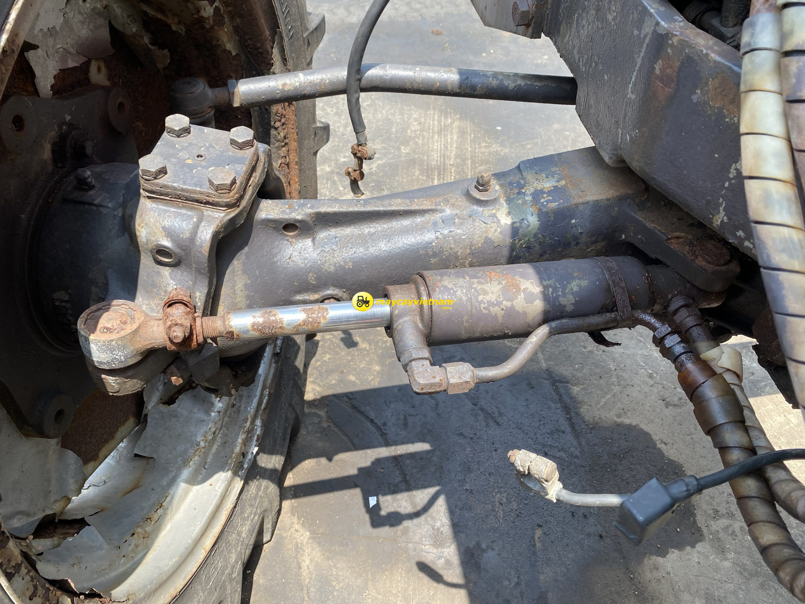 Máy cày Massey Ferguson MF174-4 65hp - Hình ảnh 6