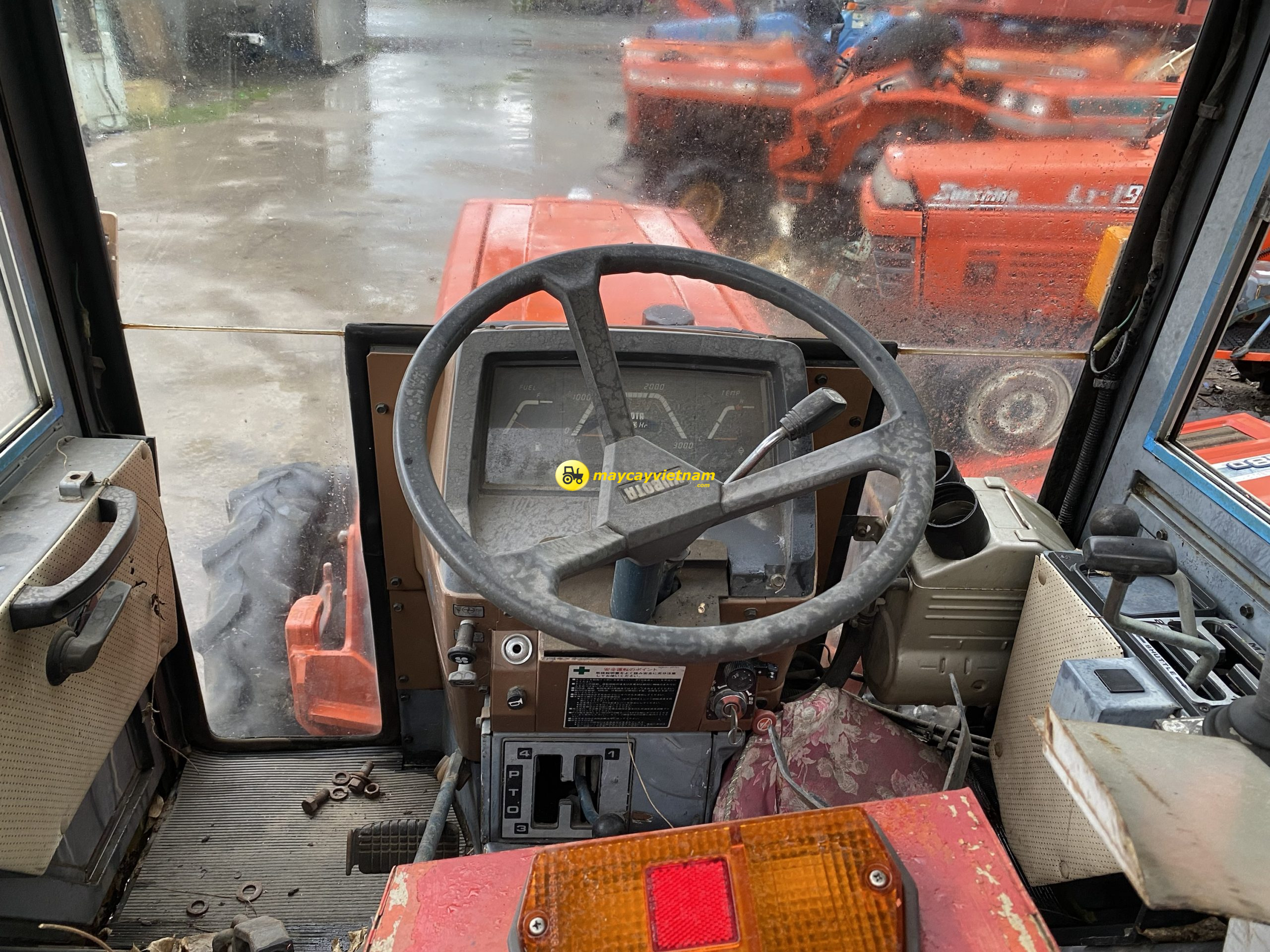 Máy Cày KUBOTA L1-285 Trợ lực cabin - Hình ảnh 7