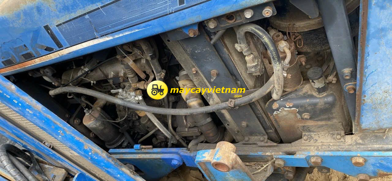 Máy cày ISEKI T7000 2 cầu