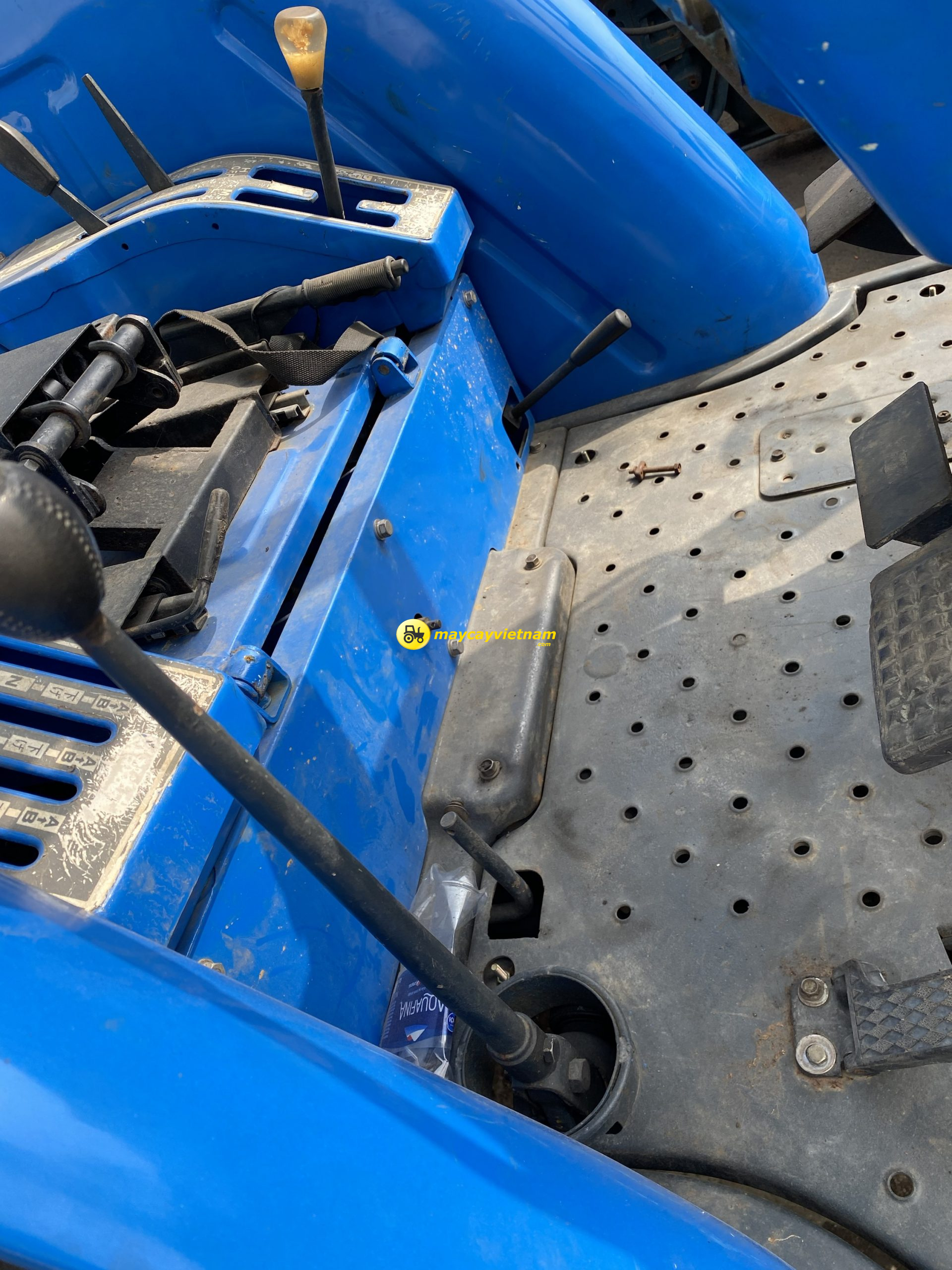 Máy cày ISEKI T7020 - Hình ảnh 6