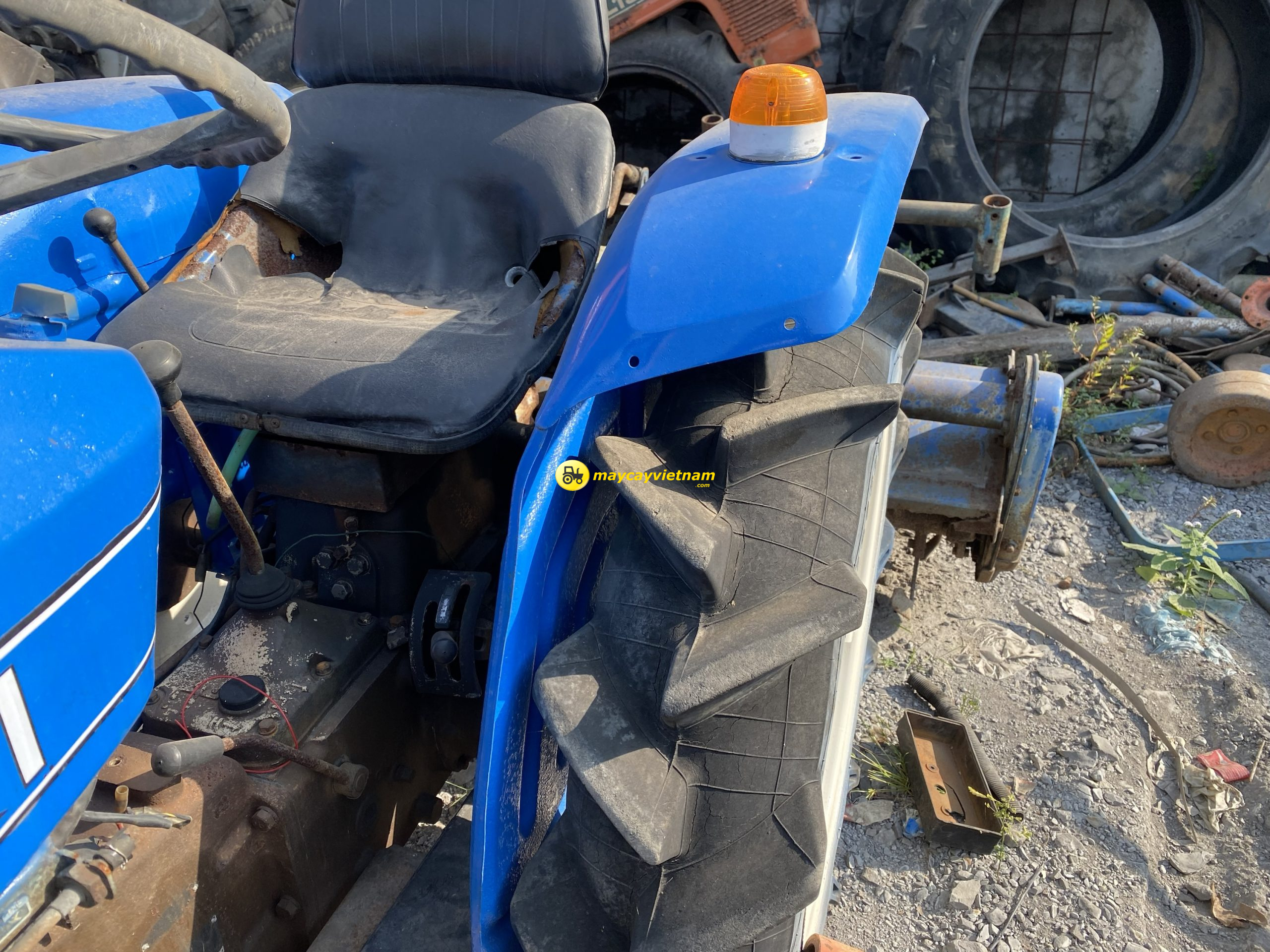 Máy cày ISEKI TS2210