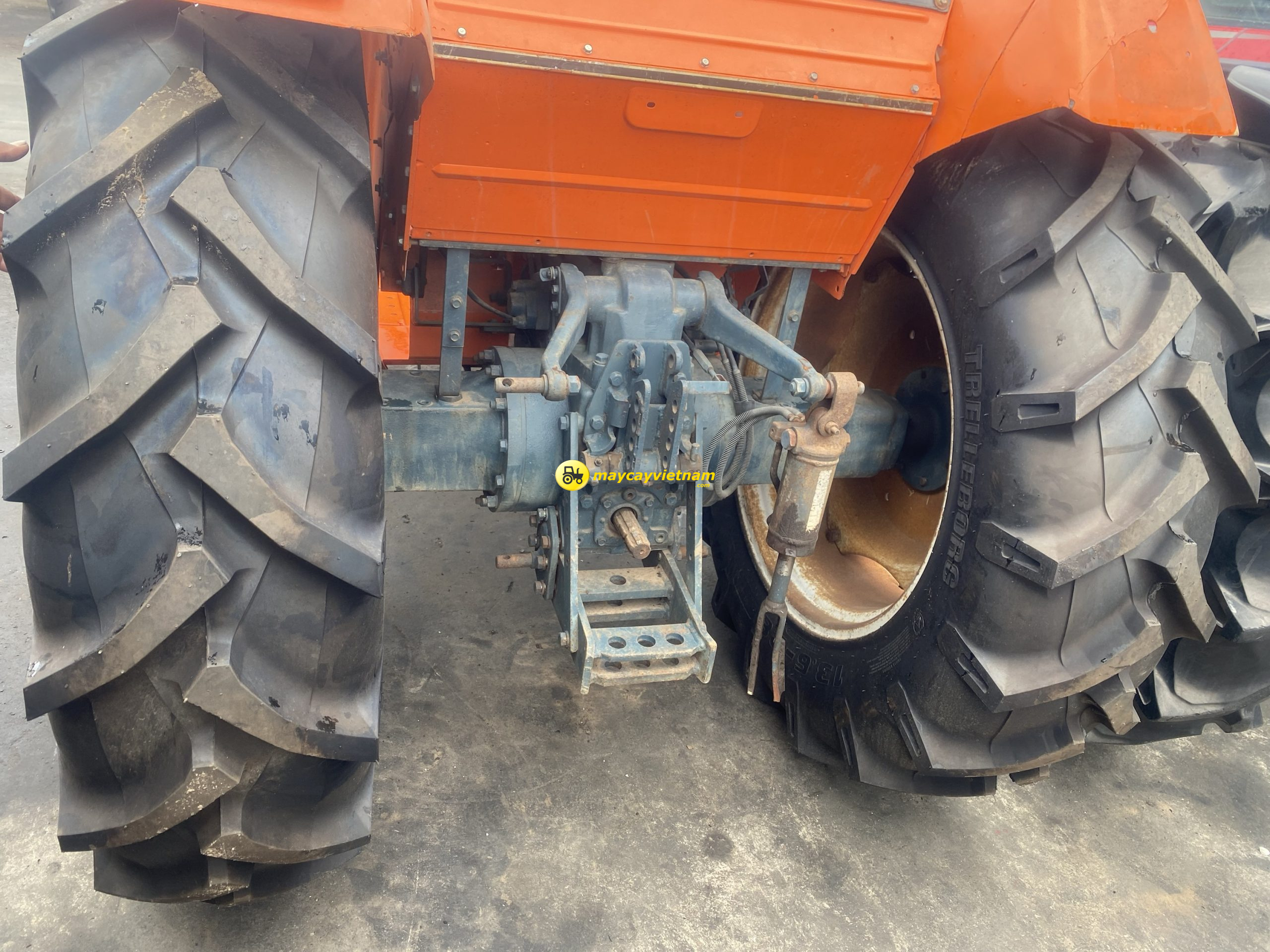 Máy cày KUBOTA L3202 - Hình ảnh 3