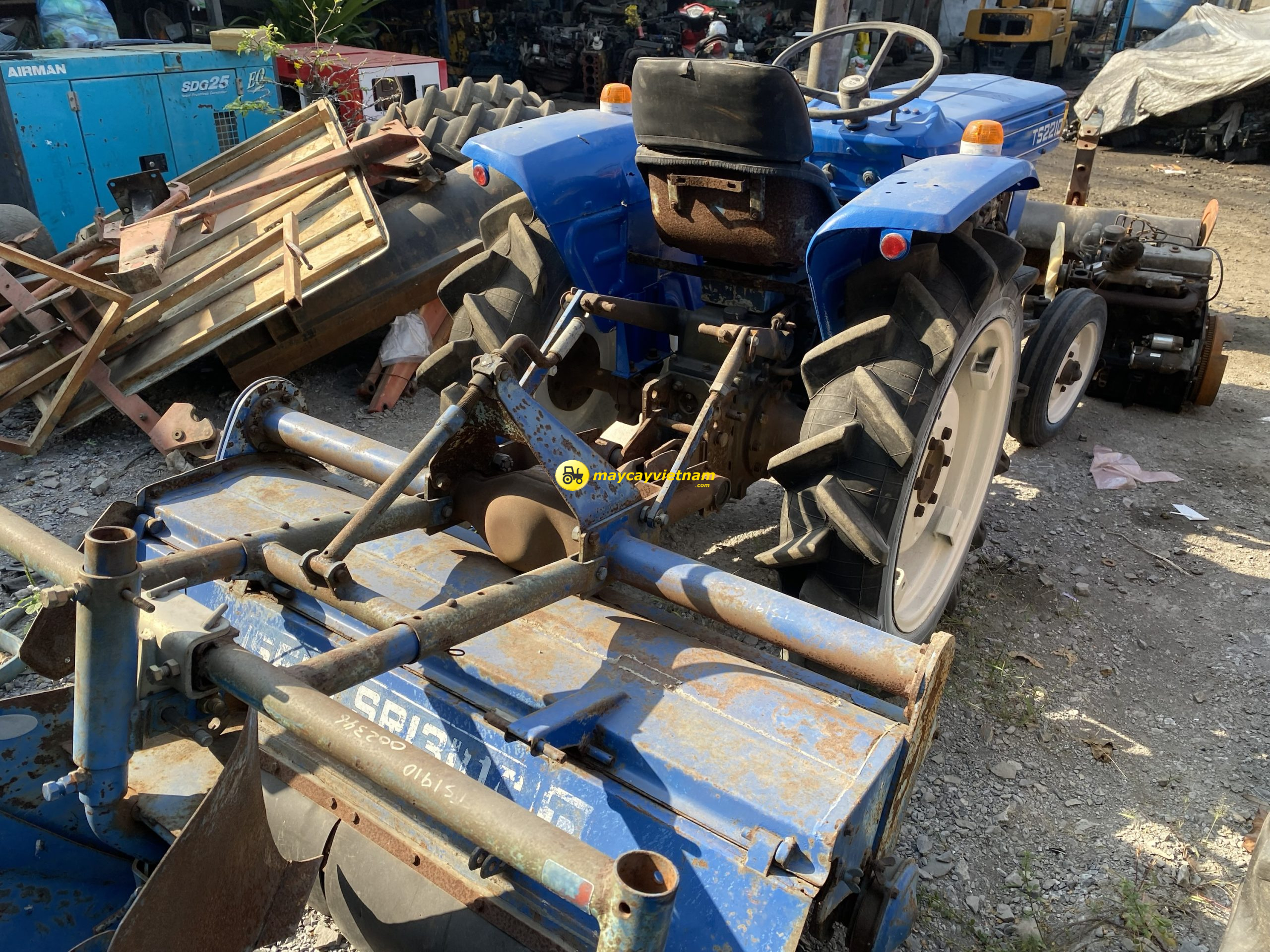 Máy cày ISEKI TS2210