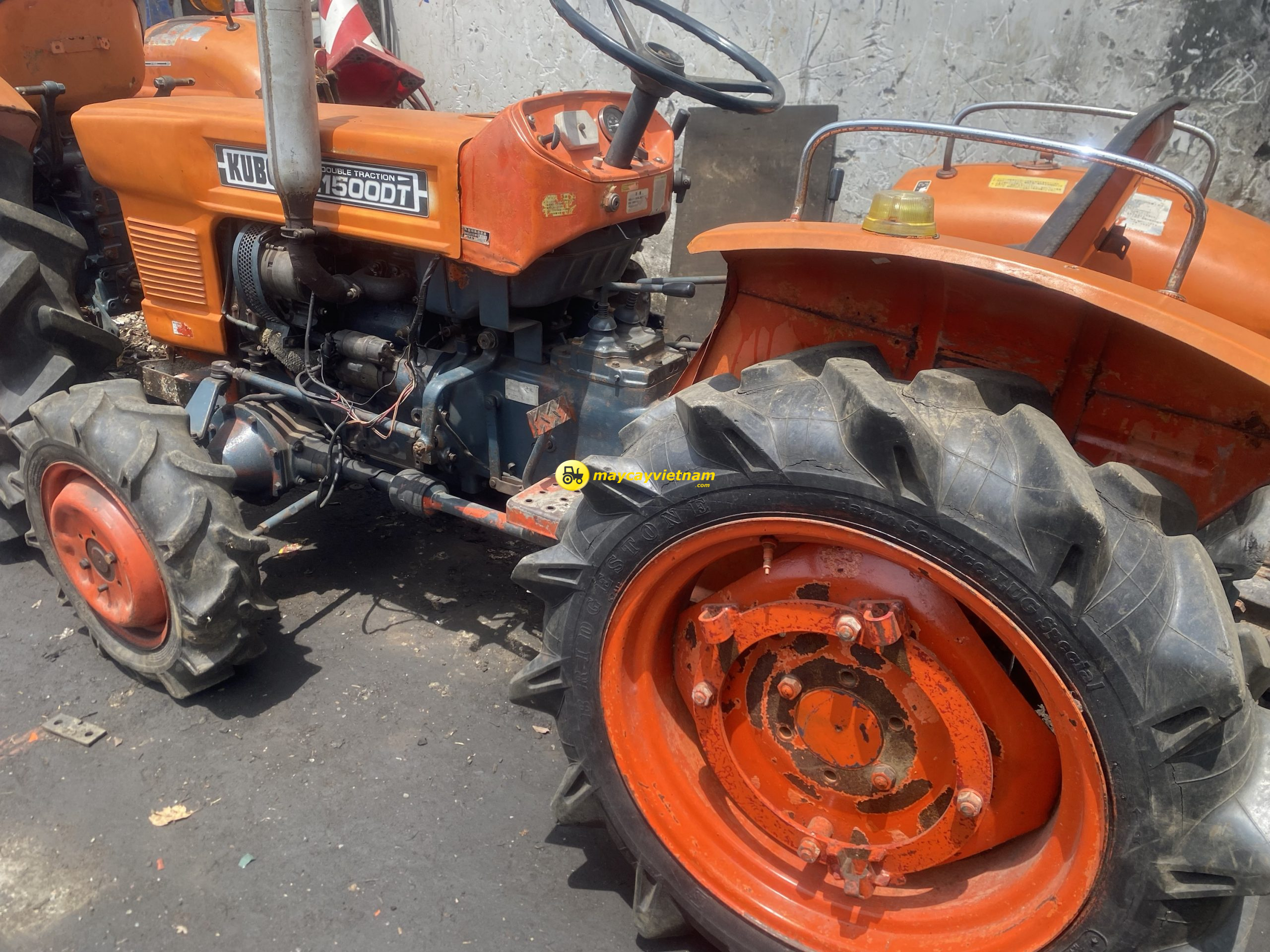 Máy cày KUBOTA L1500DT