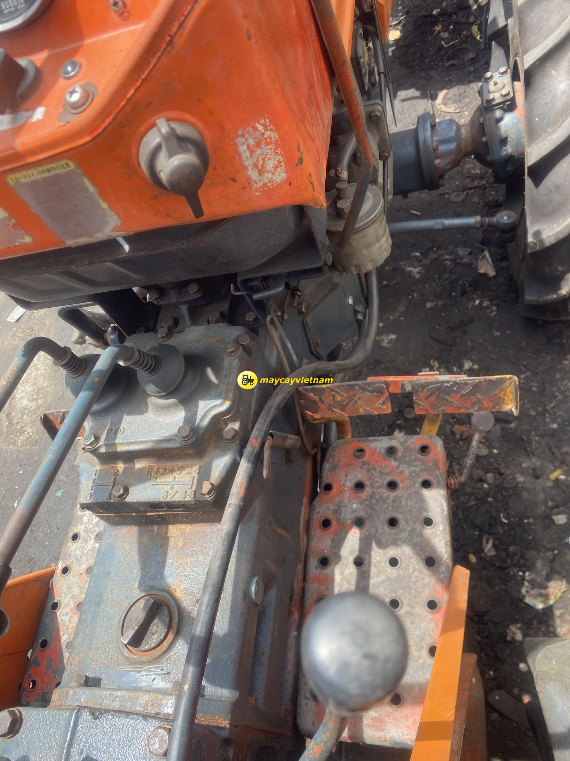 Máy cày KUBOTA L1500DT - Hình ảnh 2