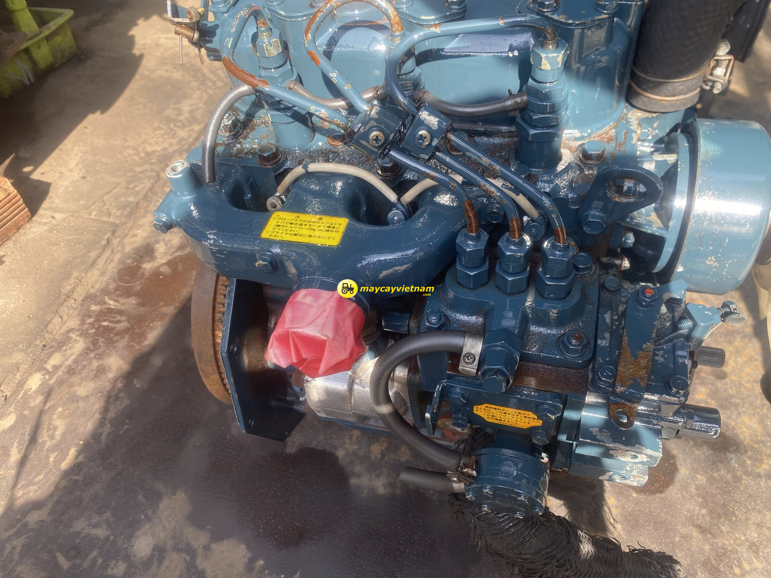 Động cơ Kubota D837