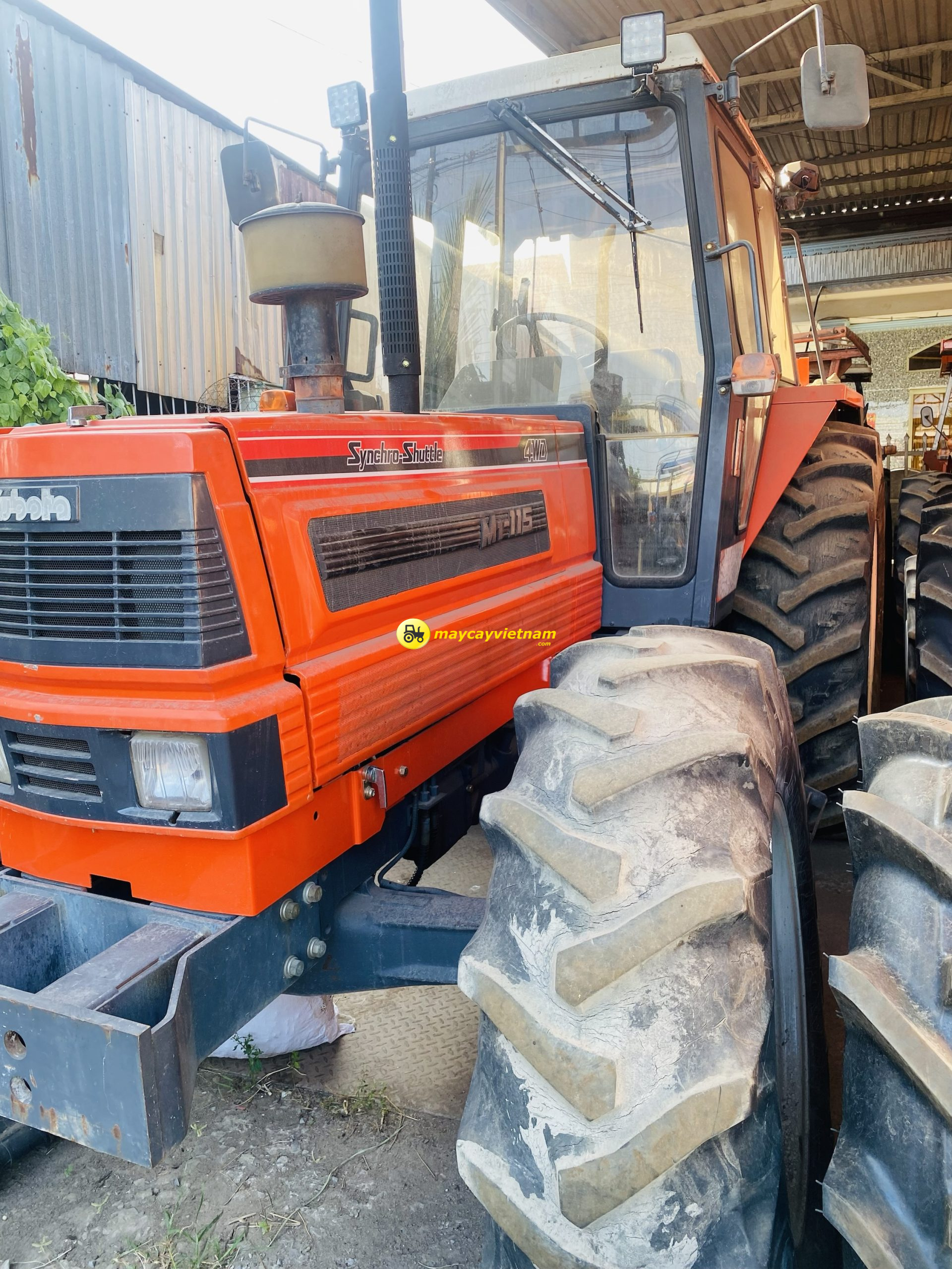 Máy cày Kubota M1-115 DT Số Cơ Cabin - Hình ảnh 19