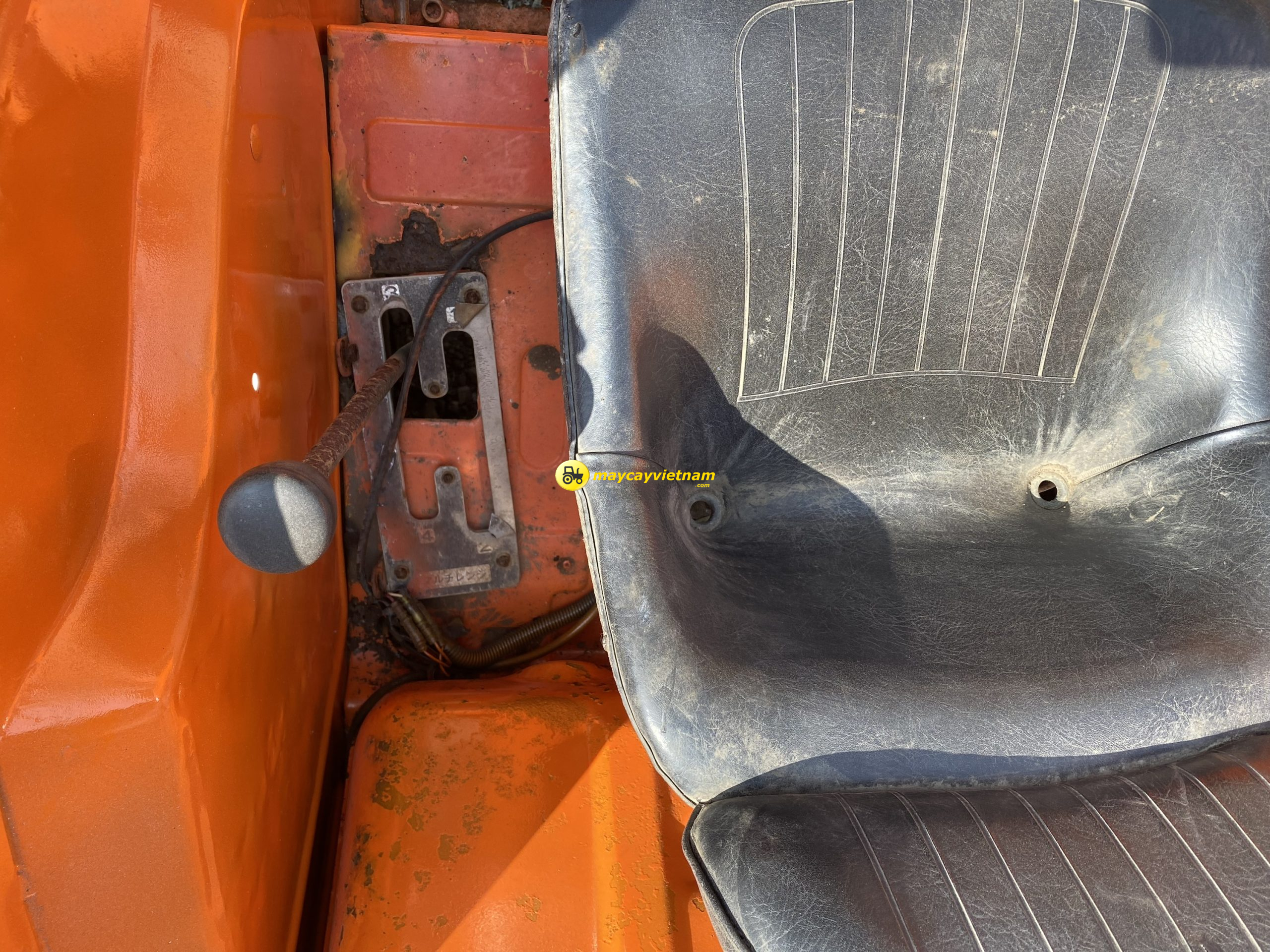 Máy cày KUBOTA L1-33 Số nhớt - Hình ảnh 13