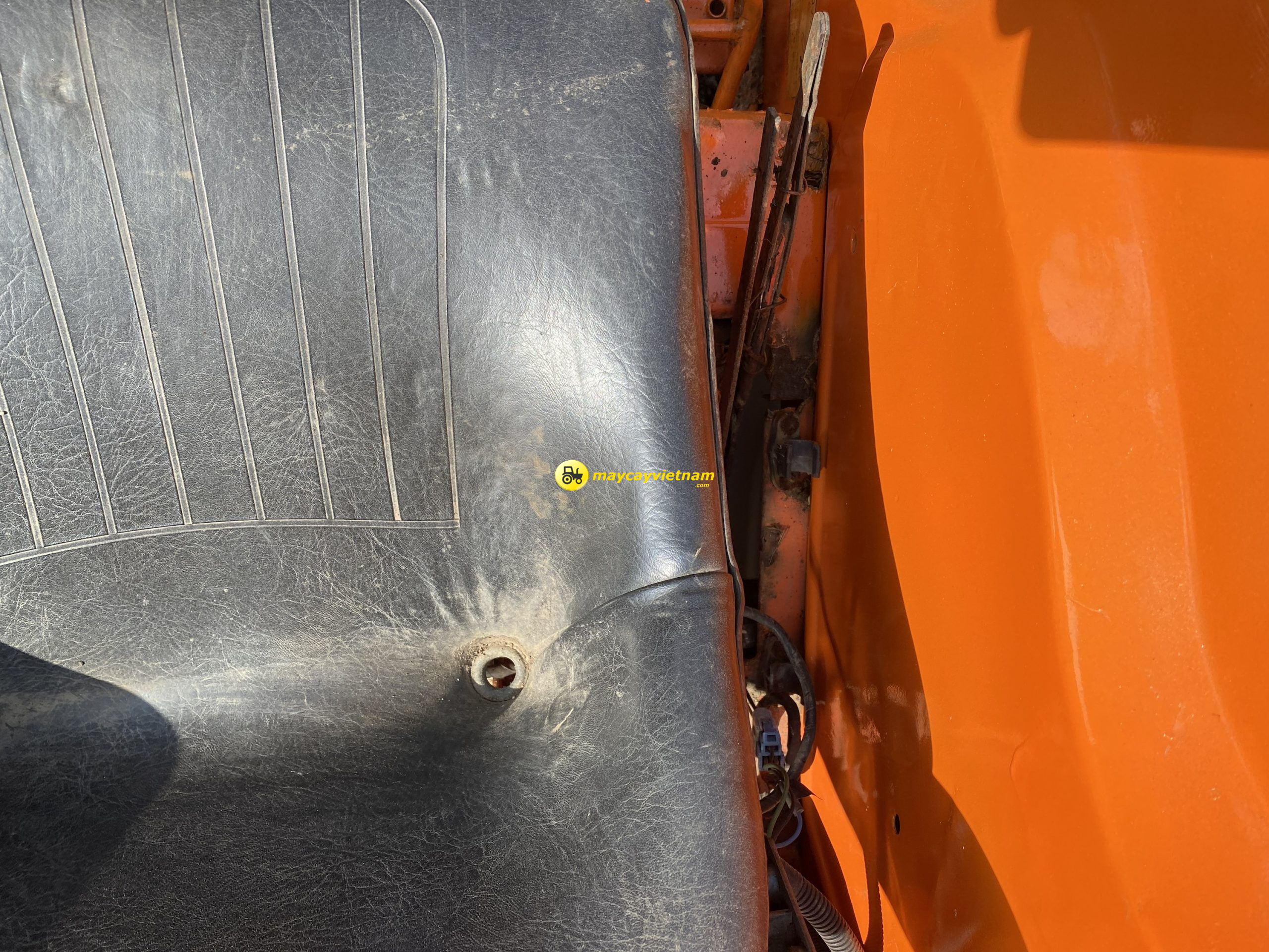 Máy cày KUBOTA L1-33 Số nhớt - Hình ảnh 11